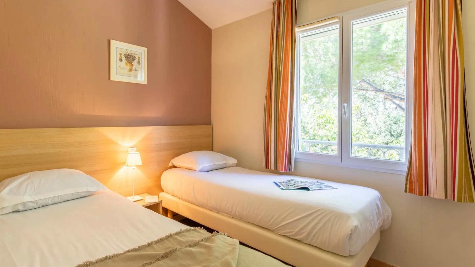Appart hôtel Résidence Pierre&Vacances le Hameau de la Pinède Hyères